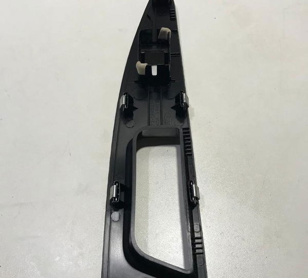 Moldura Botão Vidro Elétrico Traseiro Direito Fusion