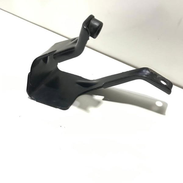 Suporte Proteção Flauta Bicos Ford Ka Fiesta 5s659p847a