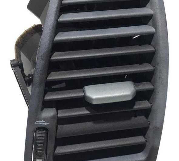 Difusor De Ar Esquerdo Volvo Xc90 2003 A 2014 3409399