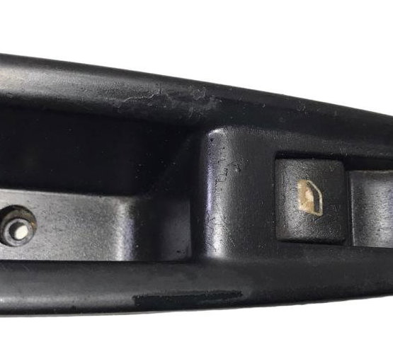 Botão Elétrico Com Moldura Traseira Esquerda Citroën C4 2011