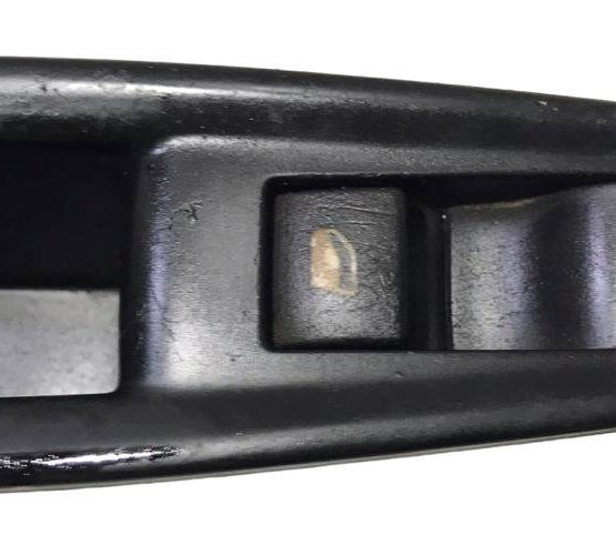 Botão Elétrico Com Moldura Traseira Esquerda Citroën C4 2011