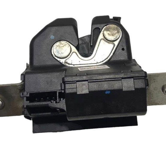 Fechadura Tampa Traseira Fiat Idea Punto Bravo 500 55701971