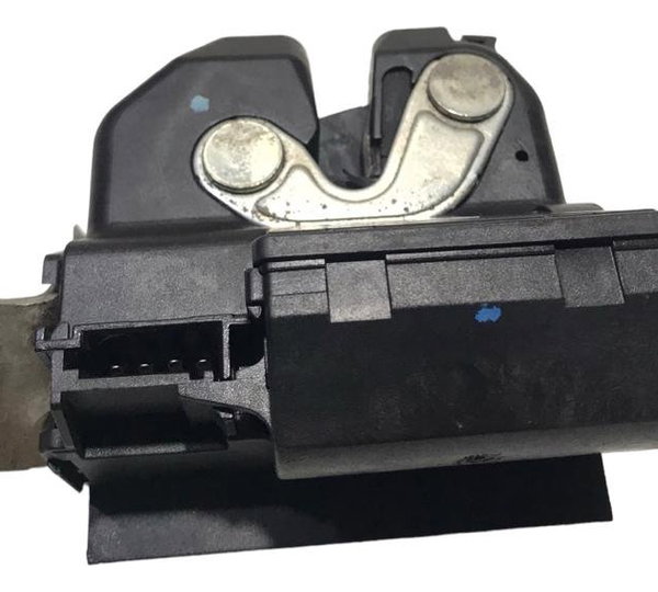 Fechadura Tampa Traseira Fiat Idea Punto Bravo 500 55701971