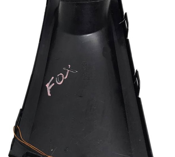 Moldura Farol Milha Lado Direito Fox Spacefox 2009 A 15 Vw