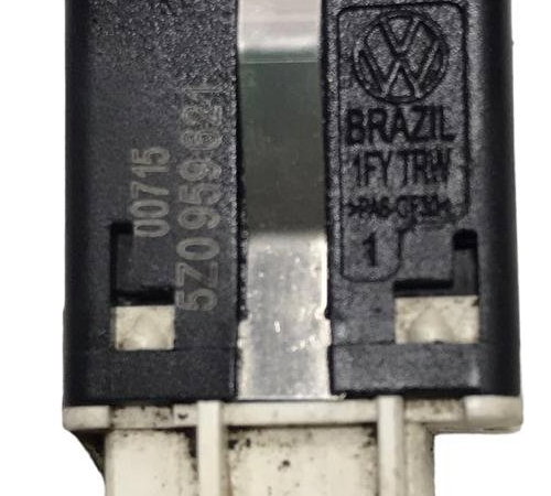 Botão Desembaçador Vidro Traseiro Vw Fox Spacefox 5z0959621