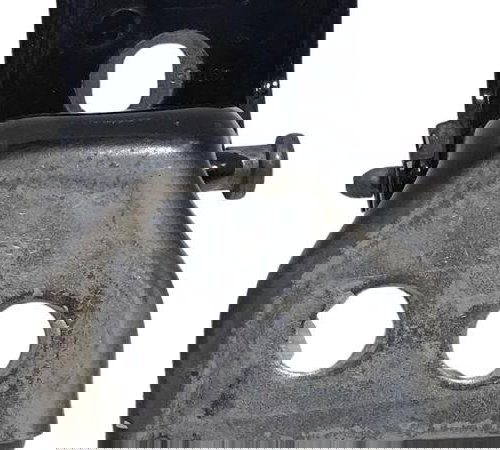 Dobradiça Inferior Da Porta Diant/direi Citroen C4 2009/10