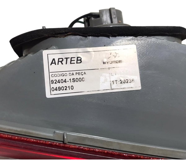 Lanterna Traseira Direita Tampa Hyundai Hb20 2012 A 2015