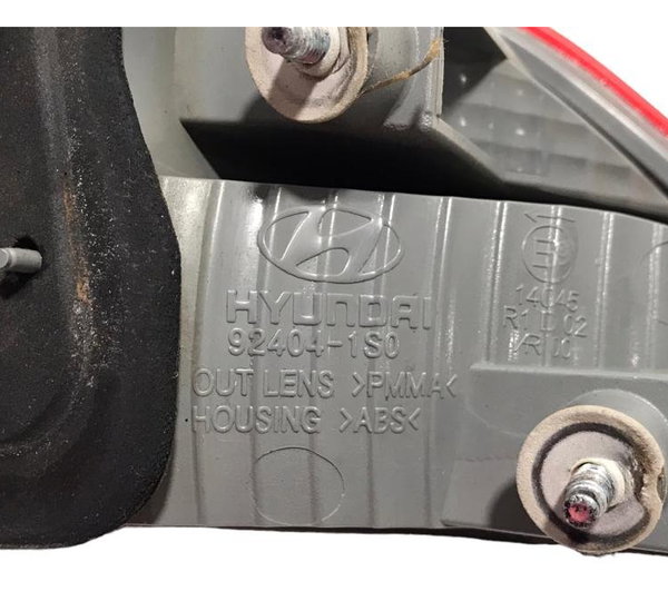 Lanterna Traseira Direita Tampa Hyundai Hb20 2012 A 2015