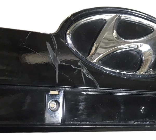 Moldura Tampa Traseira Hyundai Tucson 2006/2016 87371-2e000 Original Foto