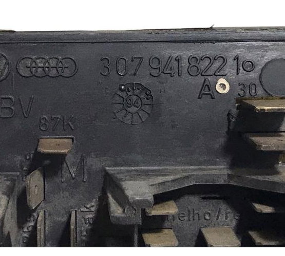 Caixa Fusivel Gol Gts/gti Santana 1990/943070003481