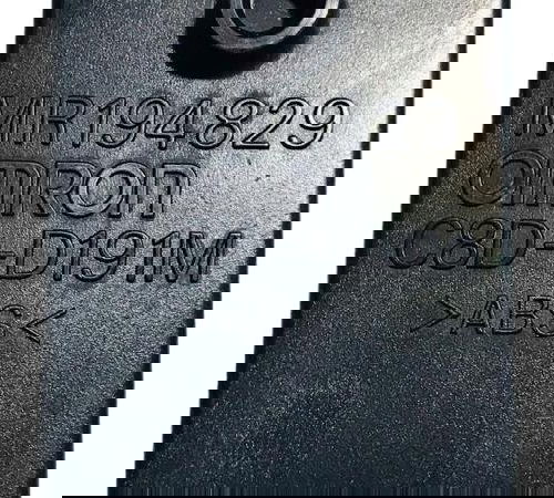 Botão Do Vidro D/direita Mitsubishi Pajero / Galant Mr194829