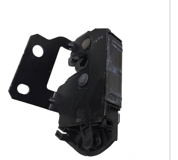 Trava Direita Do Porta Malas Volvo Xc90 2003 A 2010