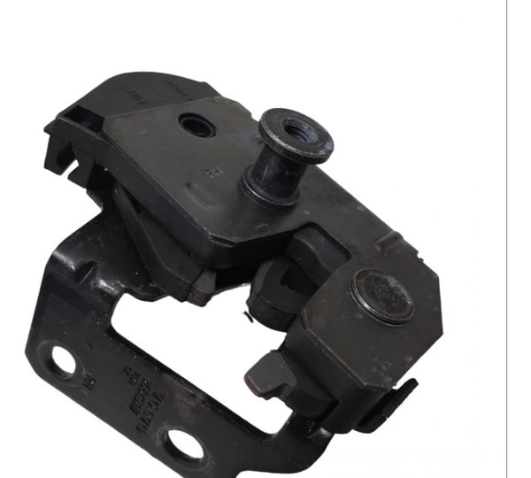Trava Direita Do Porta Malas Volvo Xc90 2003 A 2010