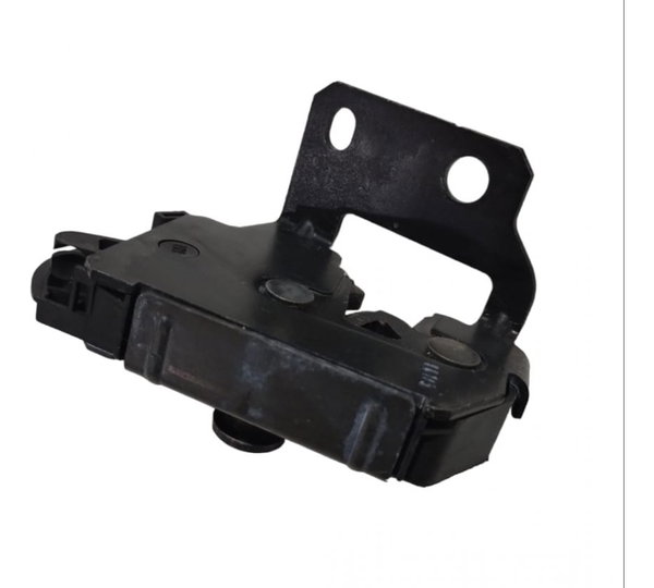 Trava Direita Do Porta Malas Volvo Xc90 2003 A 2010
