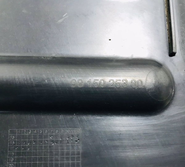 Protetor Lado Esquerdo Tanque Peugeot 2008 17/20 9815025380