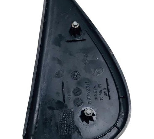 Acabamento Externo Tras Direito Fiat Palio 96/2004 715284000
