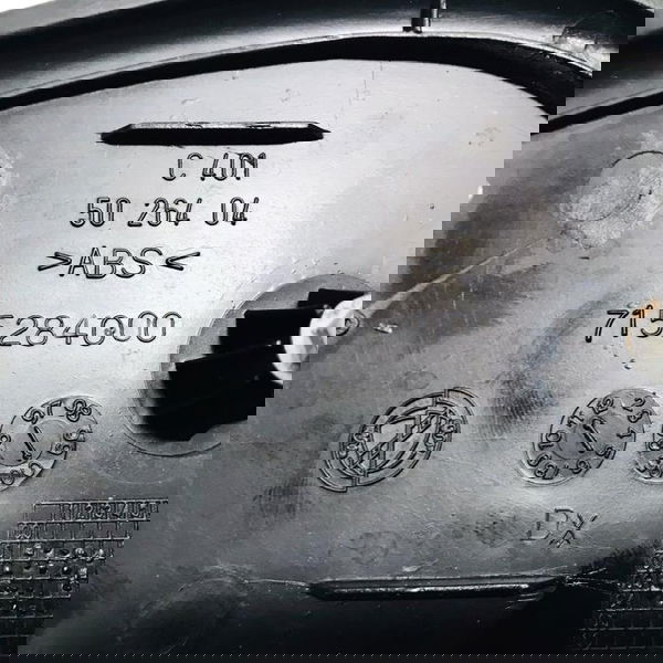 Acabamento Externo Tras Direito Fiat Palio 96/2004 715284000
