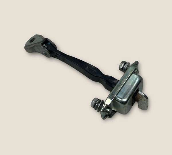 Limitador Diant. Dir. L200 New Triton 2021 (4398)