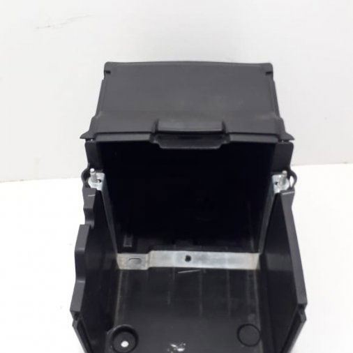 Caixa De Bateria Ford Focus 2015-usado