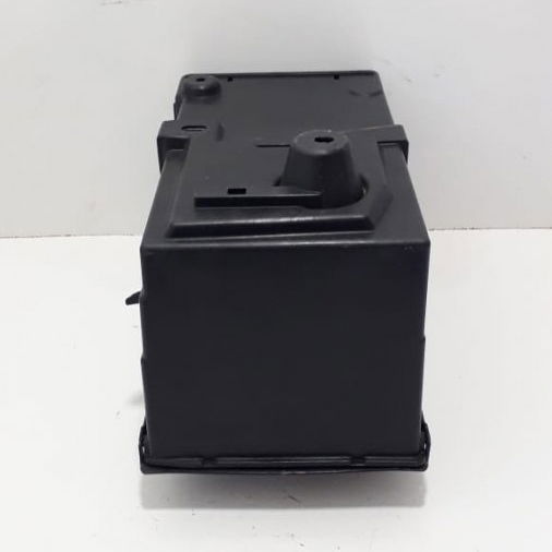 Caixa De Bateria Ford Focus 2015-usado