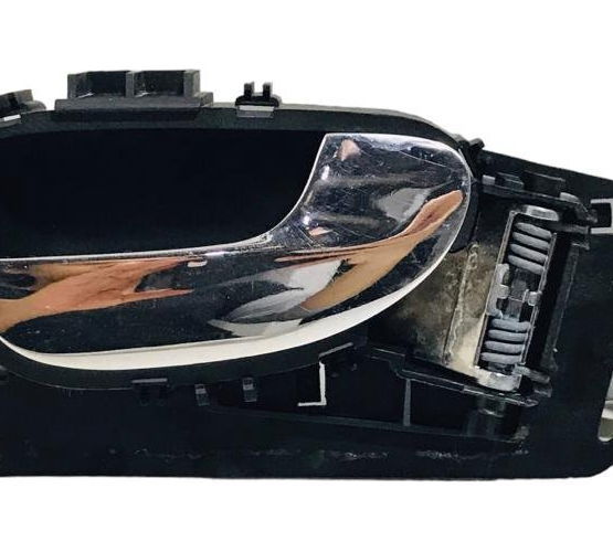 Maçaneta Interna Direita Peugeot 307 2007/2013 Usada