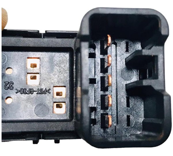 Botão Do Vidro Traseiro Direito L200 Sport Hpe-s 2020/21