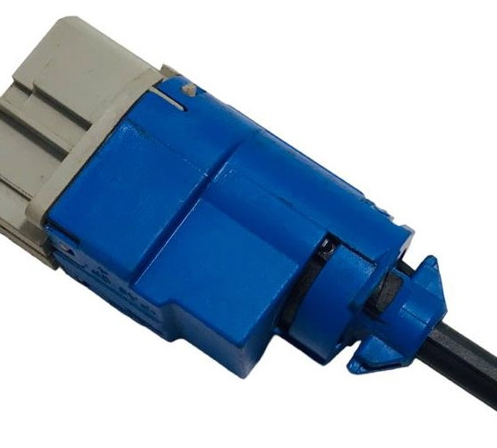Interruptor Pedal Embreagem Kwid Logan Sandero 253255192r