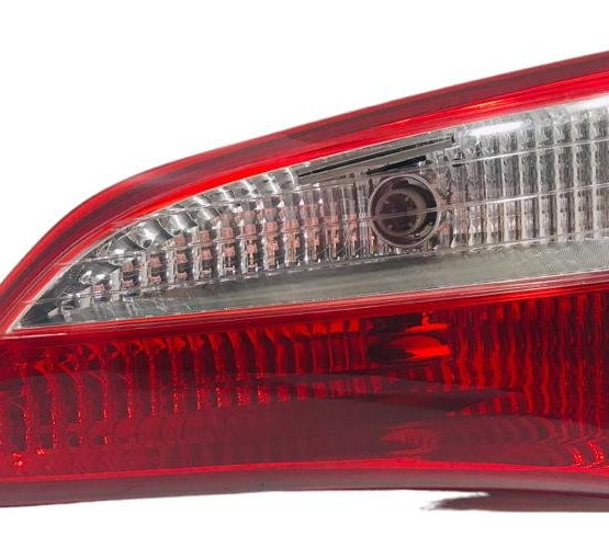 Lanterna Traseira Porta Malas L/direito Hyundai Hb20 2012/14