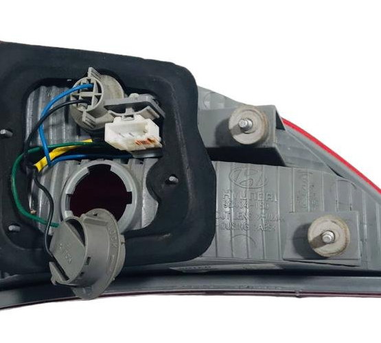 Lanterna Traseira Porta Malas L/direito Hyundai Hb20 2012/14