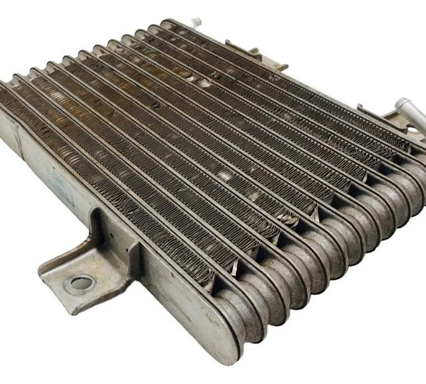 Radiador De Óleo Mitsubish L200 Sport Hpe-s 2.4 2020/21