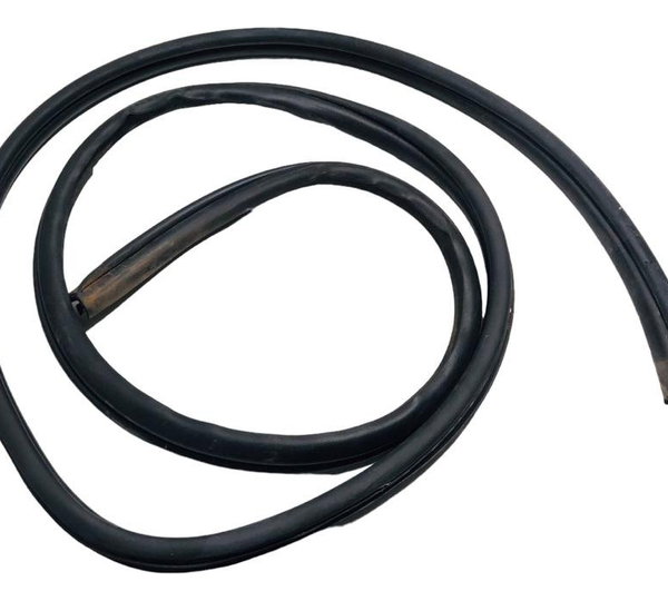 Borracha Porta D/e Mitsubishi L200 Triton Hpe-s 2.4 2020/21