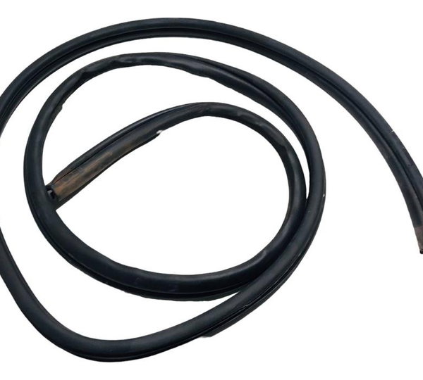 Borracha Porta D/e Mitsubishi L200 Triton Hpe-s 2.4 2020/21
