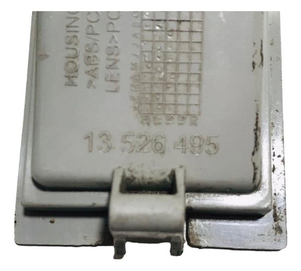 Lanterna / Luz De Placa Chevrolet Onix Joy 2019 13526495