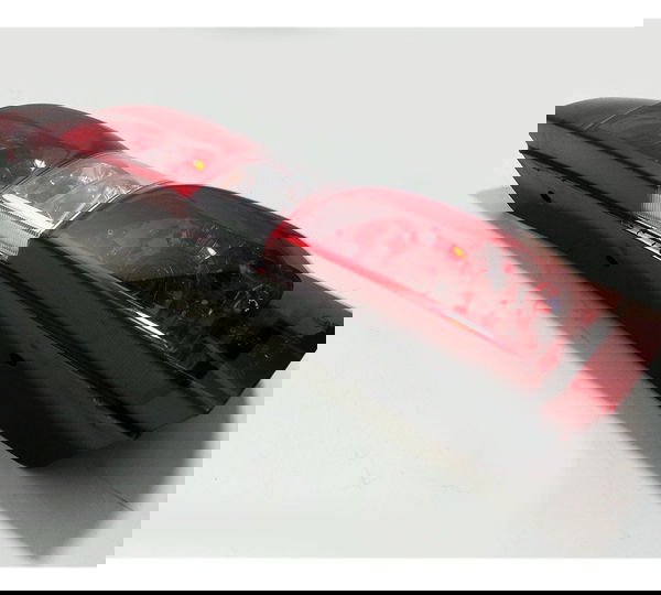 Lanterna Traseira Direita Effa M100 2009