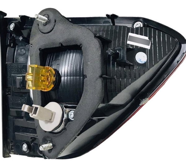 Lanterna Tampa Traseira Direita Vw Fox 1.6 2015/2019