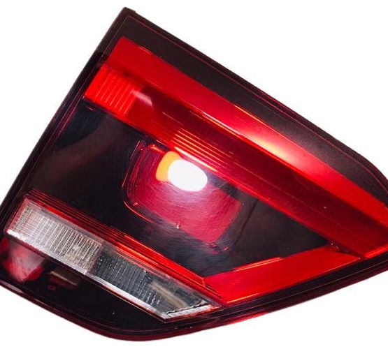 Lanterna Tampa Traseira Lado Esquerdo Vw Fox 2015/2019