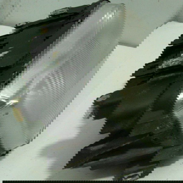 Farol Direito Audi A3 1997-usado
