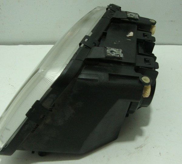 Farol Direito Audi A3 1997-usado