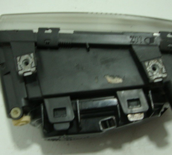 Farol Direito Audi A3 1997-usado