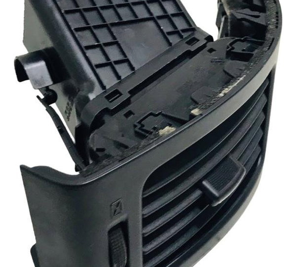Difusor De Ar Direito Painel Hyundai I30 2010