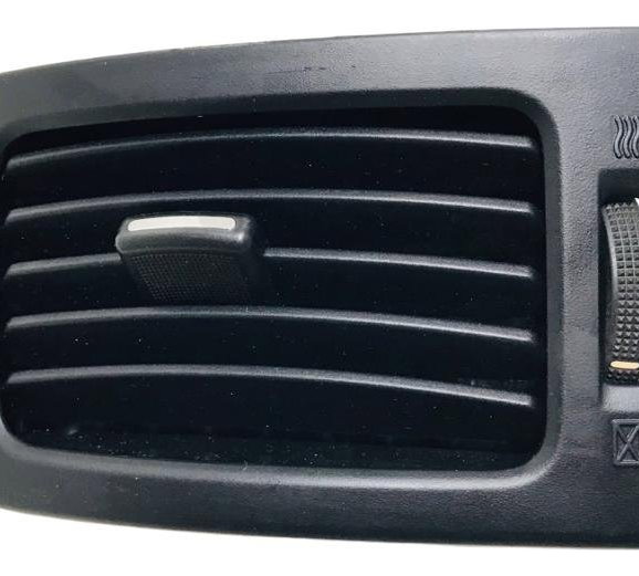 Difusor De Ar Esquerdo Painel Hyundai I30 2010