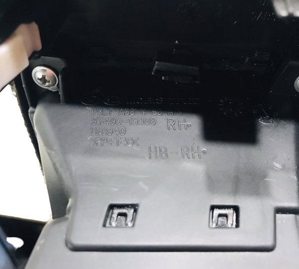 Difusor De Ar Painel Lado Direito Hyundai Hb20 2015