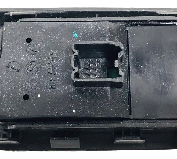Botão Interruptor Vidro Elétrico D/e Chevrolet Onix 2013/19