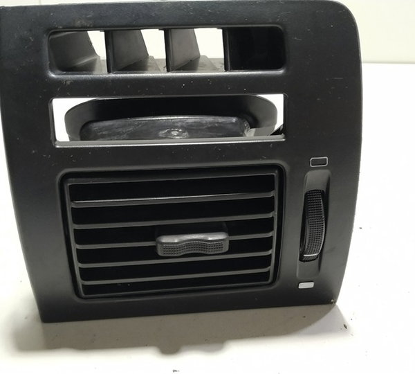 Difusor Ar Esq Fiat Palio 1.0 2013 A184