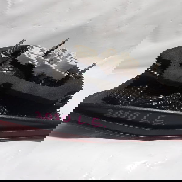 Lanterna Tampa Traseira Lado Esquerdo Vw Voyage G6 2010