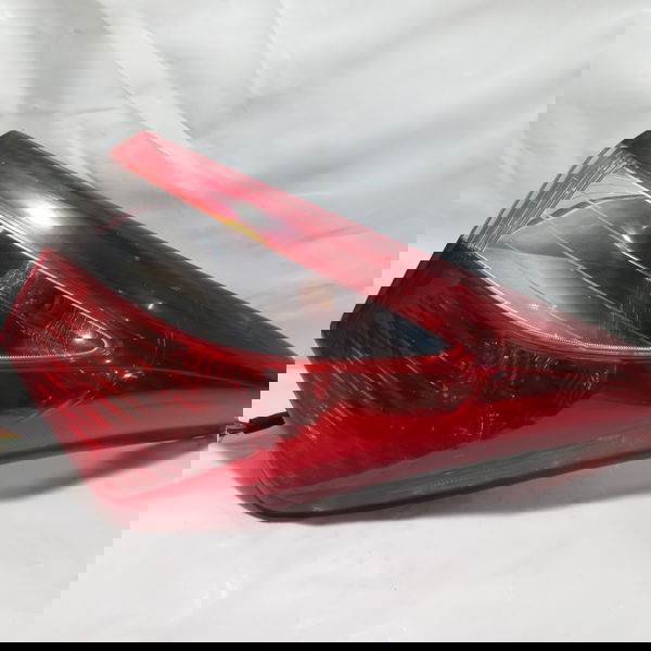 Lanterna Lado Direito Hyundai Hb20 2014 Direito Vermelho