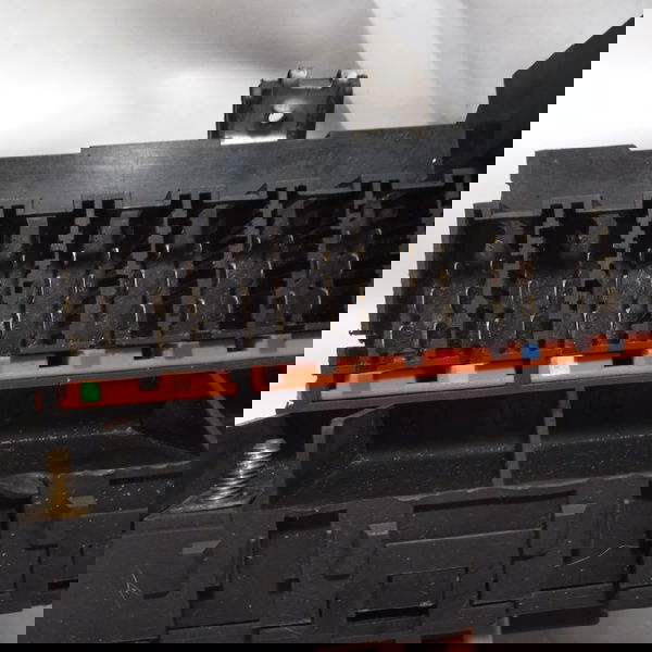 Caixa De Fusível Vw Gol G3 1.0 2000