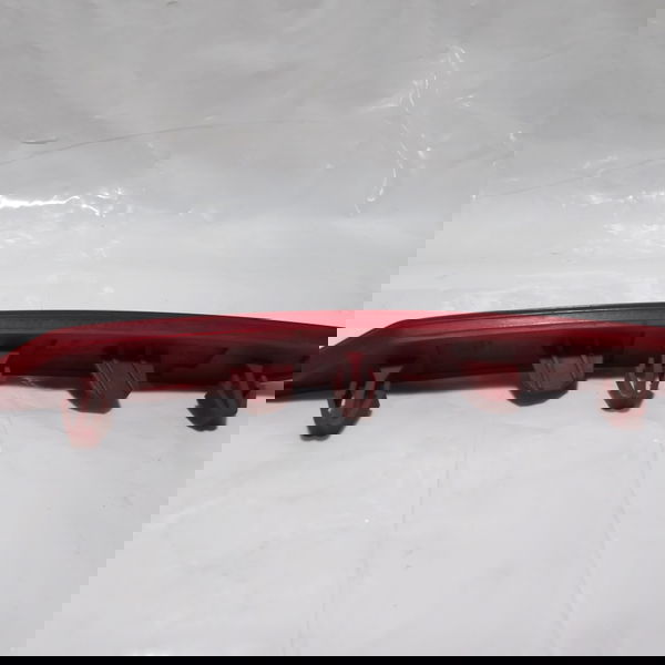 Olho De Gato Parachoque Traseiro Vw Gol G7 2017 Par Vermelho