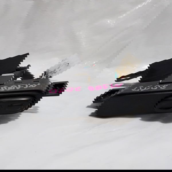 Botão Comando Vidro Traseiro Direito Effa M100 2010