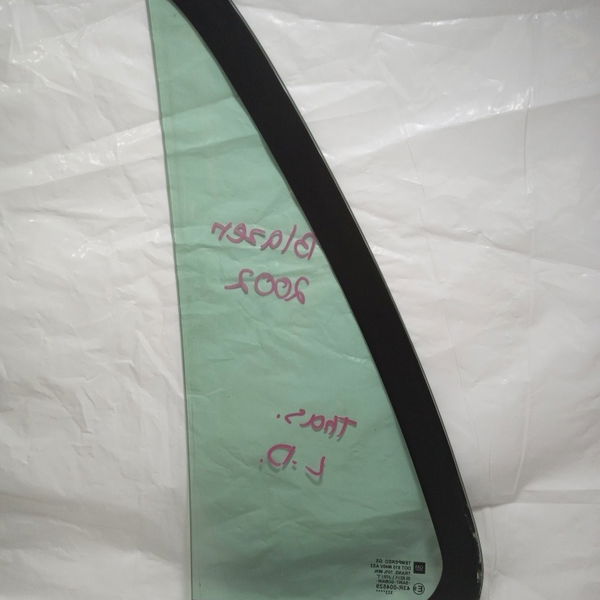 Vidro Fixo Porta Traseira L. Direito Gm Blazer 2002